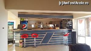 [P16] Hotel Voila, Mamaia - barul din lobby » foto by nicole33
 - 
<span class="allrVoted glyphicon glyphicon-heart hidden" id="av667979"></span>
<a class="m-l-10 hidden" id="sv667979" onclick="voting_Foto_DelVot(,667979,14599)" role="button">șterge vot <span class="glyphicon glyphicon-remove"></span></a>
<a id="v9667979" class=" c-red"  onclick="voting_Foto_SetVot(667979)" role="button"><span class="glyphicon glyphicon-heart-empty"></span> <b>LIKE</b> = Votează poza</a> <img class="hidden"  id="f667979W9" src="/imagini/loader.gif" border="0" /><span class="AjErrMes hidden" id="e667979ErM"></span>