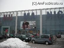 [P02] Shopping City Sud - in fata la Humanic si totodata intrarea principala in SCS » foto by danoradea
 - 
<span class="allrVoted glyphicon glyphicon-heart hidden" id="av39406"></span>
<a class="m-l-10 hidden" id="sv39406" onclick="voting_Foto_DelVot(,39406,14601)" role="button">șterge vot <span class="glyphicon glyphicon-remove"></span></a>
<a id="v939406" class=" c-red"  onclick="voting_Foto_SetVot(39406)" role="button"><span class="glyphicon glyphicon-heart-empty"></span> <b>LIKE</b> = Votează poza</a> <img class="hidden"  id="f39406W9" src="/imagini/loader.gif" border="0" /><span class="AjErrMes hidden" id="e39406ErM"></span>