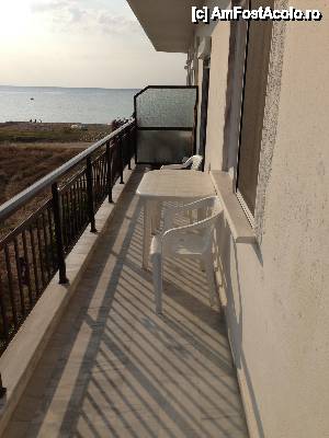 [P07] Bucata cealaltă de balcon, în dreptul camerei copiilor, cu vedere la mare...  » foto by Nasshu
 - 
<span class="allrVoted glyphicon glyphicon-heart hidden" id="av439753"></span>
<a class="m-l-10 hidden" id="sv439753" onclick="voting_Foto_DelVot(,439753,14613)" role="button">șterge vot <span class="glyphicon glyphicon-remove"></span></a>
<a id="v9439753" class=" c-red"  onclick="voting_Foto_SetVot(439753)" role="button"><span class="glyphicon glyphicon-heart-empty"></span> <b>LIKE</b> = Votează poza</a> <img class="hidden"  id="f439753W9" src="/imagini/loader.gif" border="0" /><span class="AjErrMes hidden" id="e439753ErM"></span>