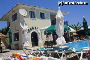 [P01] Cactus hotel - Laganas, piscina interioara » foto by Paloma
 - 
<span class="allrVoted glyphicon glyphicon-heart hidden" id="av591550"></span>
<a class="m-l-10 hidden" id="sv591550" onclick="voting_Foto_DelVot(,591550,14618)" role="button">șterge vot <span class="glyphicon glyphicon-remove"></span></a>
<a id="v9591550" class=" c-red"  onclick="voting_Foto_SetVot(591550)" role="button"><span class="glyphicon glyphicon-heart-empty"></span> <b>LIKE</b> = Votează poza</a> <img class="hidden"  id="f591550W9" src="/imagini/loader.gif" border="0" /><span class="AjErrMes hidden" id="e591550ErM"></span>