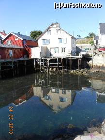 [P21] Henningsvær - Rorbuer, căbănuţele pescăreşti din Lofoten.  » foto by iulianic
 - 
<span class="allrVoted glyphicon glyphicon-heart hidden" id="av485528"></span>
<a class="m-l-10 hidden" id="sv485528" onclick="voting_Foto_DelVot(,485528,14621)" role="button">șterge vot <span class="glyphicon glyphicon-remove"></span></a>
<a id="v9485528" class=" c-red"  onclick="voting_Foto_SetVot(485528)" role="button"><span class="glyphicon glyphicon-heart-empty"></span> <b>LIKE</b> = Votează poza</a> <img class="hidden"  id="f485528W9" src="/imagini/loader.gif" border="0" /><span class="AjErrMes hidden" id="e485528ErM"></span>