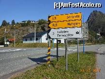 [P03] Lofoten - Drumuri modernizate, localităţi mici şi multe indicatoare.  » foto by iulianic
 - 
<span class="allrVoted glyphicon glyphicon-heart hidden" id="av485497"></span>
<a class="m-l-10 hidden" id="sv485497" onclick="voting_Foto_DelVot(,485497,14621)" role="button">șterge vot <span class="glyphicon glyphicon-remove"></span></a>
<a id="v9485497" class=" c-red"  onclick="voting_Foto_SetVot(485497)" role="button"><span class="glyphicon glyphicon-heart-empty"></span> <b>LIKE</b> = Votează poza</a> <img class="hidden"  id="f485497W9" src="/imagini/loader.gif" border="0" /><span class="AjErrMes hidden" id="e485497ErM"></span>
