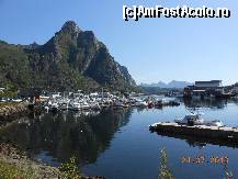 [P04] Lofoten - Unul dintre nenumăratele porturi din Vestfjorden.  » foto by iulianic
 - 
<span class="allrVoted glyphicon glyphicon-heart hidden" id="av485498"></span>
<a class="m-l-10 hidden" id="sv485498" onclick="voting_Foto_DelVot(,485498,14621)" role="button">șterge vot <span class="glyphicon glyphicon-remove"></span></a>
<a id="v9485498" class=" c-red"  onclick="voting_Foto_SetVot(485498)" role="button"><span class="glyphicon glyphicon-heart-empty"></span> <b>LIKE</b> = Votează poza</a> <img class="hidden"  id="f485498W9" src="/imagini/loader.gif" border="0" /><span class="AjErrMes hidden" id="e485498ErM"></span>