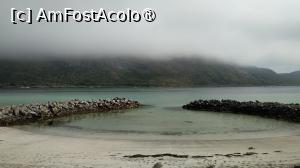 [P42] <strong>Frumusețea insulelor Lofoten</strong> » foto by elenaadina
 - 
<span class="allrVoted glyphicon glyphicon-heart hidden" id="av1405430"></span>
<a class="m-l-10 hidden" id="sv1405430" onclick="voting_Foto_DelVot(,1405430,14621)" role="button">șterge vot <span class="glyphicon glyphicon-remove"></span></a>
<a id="v91405430" class=" c-red"  onclick="voting_Foto_SetVot(1405430)" role="button"><span class="glyphicon glyphicon-heart-empty"></span> <b>LIKE</b> = Votează poza</a> <img class="hidden"  id="f1405430W9" src="/imagini/loader.gif" border="0" /><span class="AjErrMes hidden" id="e1405430ErM"></span>