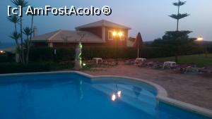 [P05] Piscina seara » foto by cristina1972
 - 
<span class="allrVoted glyphicon glyphicon-heart hidden" id="av763048"></span>
<a class="m-l-10 hidden" id="sv763048" onclick="voting_Foto_DelVot(,763048,14622)" role="button">șterge vot <span class="glyphicon glyphicon-remove"></span></a>
<a id="v9763048" class=" c-red"  onclick="voting_Foto_SetVot(763048)" role="button"><span class="glyphicon glyphicon-heart-empty"></span> <b>LIKE</b> = Votează poza</a> <img class="hidden"  id="f763048W9" src="/imagini/loader.gif" border="0" /><span class="AjErrMes hidden" id="e763048ErM"></span>