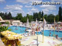 [P27] Cele 2 bazine de la Apollo, vazute de sus de pe tarasa. » foto by presario
 - 
<span class="allrVoted glyphicon glyphicon-heart hidden" id="av112574"></span>
<a class="m-l-10 hidden" id="sv112574" onclick="voting_Foto_DelVot(,112574,14626)" role="button">șterge vot <span class="glyphicon glyphicon-remove"></span></a>
<a id="v9112574" class=" c-red"  onclick="voting_Foto_SetVot(112574)" role="button"><span class="glyphicon glyphicon-heart-empty"></span> <b>LIKE</b> = Votează poza</a> <img class="hidden"  id="f112574W9" src="/imagini/loader.gif" border="0" /><span class="AjErrMes hidden" id="e112574ErM"></span>