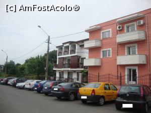 [P02] Vila Patrick este amplasată lângă hotelul Laguna, aproape de plaja şi de lacul Belona. » foto by Floryn81
 - 
<span class="allrVoted glyphicon glyphicon-heart hidden" id="av866128"></span>
<a class="m-l-10 hidden" id="sv866128" onclick="voting_Foto_DelVot(,866128,14637)" role="button">șterge vot <span class="glyphicon glyphicon-remove"></span></a>
<a id="v9866128" class=" c-red"  onclick="voting_Foto_SetVot(866128)" role="button"><span class="glyphicon glyphicon-heart-empty"></span> <b>LIKE</b> = Votează poza</a> <img class="hidden"  id="f866128W9" src="/imagini/loader.gif" border="0" /><span class="AjErrMes hidden" id="e866128ErM"></span>