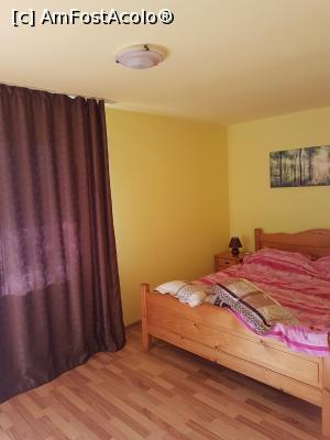 [P07] Pensiunea Nadine - apartamentul spațios, frumos, dar lipsit de curățenie, mirosul spune mai multe decât cuvintele » foto by sunflower
 - 
<span class="allrVoted glyphicon glyphicon-heart hidden" id="av1006052"></span>
<a class="m-l-10 hidden" id="sv1006052" onclick="voting_Foto_DelVot(,1006052,14641)" role="button">șterge vot <span class="glyphicon glyphicon-remove"></span></a>
<a id="v91006052" class=" c-red"  onclick="voting_Foto_SetVot(1006052)" role="button"><span class="glyphicon glyphicon-heart-empty"></span> <b>LIKE</b> = Votează poza</a> <img class="hidden"  id="f1006052W9" src="/imagini/loader.gif" border="0" /><span class="AjErrMes hidden" id="e1006052ErM"></span>