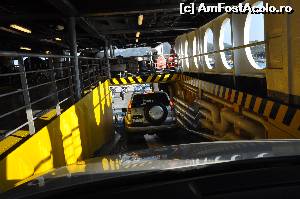 [P08] coborare de pe rampa ferryboat-ului in portul zakynthos » foto by alunelu69
 - 
<span class="allrVoted glyphicon glyphicon-heart hidden" id="av673878"></span>
<a class="m-l-10 hidden" id="sv673878" onclick="voting_Foto_DelVot(,673878,14642)" role="button">șterge vot <span class="glyphicon glyphicon-remove"></span></a>
<a id="v9673878" class=" c-red"  onclick="voting_Foto_SetVot(673878)" role="button"><span class="glyphicon glyphicon-heart-empty"></span> <b>LIKE</b> = Votează poza</a> <img class="hidden"  id="f673878W9" src="/imagini/loader.gif" border="0" /><span class="AjErrMes hidden" id="e673878ErM"></span>