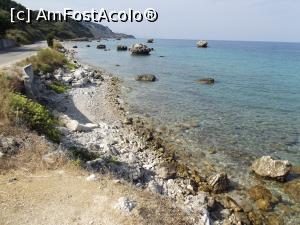 [P40] Stânci în mare ca ciupercile după ploaie în zona cuprinsă între Skala şi Poros » foto by irinad
 - 
<span class="allrVoted glyphicon glyphicon-heart hidden" id="av831437"></span>
<a class="m-l-10 hidden" id="sv831437" onclick="voting_Foto_DelVot(,831437,14654)" role="button">șterge vot <span class="glyphicon glyphicon-remove"></span></a>
<a id="v9831437" class=" c-red"  onclick="voting_Foto_SetVot(831437)" role="button"><span class="glyphicon glyphicon-heart-empty"></span> <b>LIKE</b> = Votează poza</a> <img class="hidden"  id="f831437W9" src="/imagini/loader.gif" border="0" /><span class="AjErrMes hidden" id="e831437ErM"></span>
