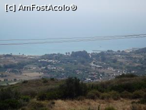 [P50] Satul Kato Katelios, marea şi cerul se întrepătrund, iar firele electrice au fost de neevitat » foto by irinad
 - 
<span class="allrVoted glyphicon glyphicon-heart hidden" id="av832380"></span>
<a class="m-l-10 hidden" id="sv832380" onclick="voting_Foto_DelVot(,832380,14654)" role="button">șterge vot <span class="glyphicon glyphicon-remove"></span></a>
<a id="v9832380" class=" c-red"  onclick="voting_Foto_SetVot(832380)" role="button"><span class="glyphicon glyphicon-heart-empty"></span> <b>LIKE</b> = Votează poza</a> <img class="hidden"  id="f832380W9" src="/imagini/loader.gif" border="0" /><span class="AjErrMes hidden" id="e832380ErM"></span>