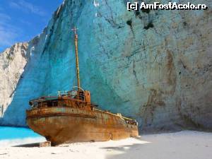[P13] Navagio - epava » foto by Paloma
 - 
<span class="allrVoted glyphicon glyphicon-heart hidden" id="av632365"></span>
<a class="m-l-10 hidden" id="sv632365" onclick="voting_Foto_DelVot(,632365,14658)" role="button">șterge vot <span class="glyphicon glyphicon-remove"></span></a>
<a id="v9632365" class=" c-red"  onclick="voting_Foto_SetVot(632365)" role="button"><span class="glyphicon glyphicon-heart-empty"></span> <b>LIKE</b> = Votează poza</a> <img class="hidden"  id="f632365W9" src="/imagini/loader.gif" border="0" /><span class="AjErrMes hidden" id="e632365ErM"></span>