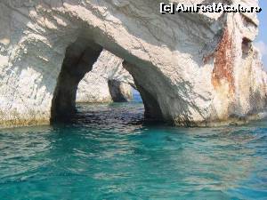[P15] Blue Cave » foto by Paloma
 - 
<span class="allrVoted glyphicon glyphicon-heart hidden" id="av632367"></span>
<a class="m-l-10 hidden" id="sv632367" onclick="voting_Foto_DelVot(,632367,14658)" role="button">șterge vot <span class="glyphicon glyphicon-remove"></span></a>
<a id="v9632367" class=" c-red"  onclick="voting_Foto_SetVot(632367)" role="button"><span class="glyphicon glyphicon-heart-empty"></span> <b>LIKE</b> = Votează poza</a> <img class="hidden"  id="f632367W9" src="/imagini/loader.gif" border="0" /><span class="AjErrMes hidden" id="e632367ErM"></span>