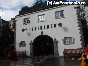 [P20] Bergen - Fløibanen, staţia inferioară a funicularului din Bergen.  » foto by iulianic
 - 
<span class="allrVoted glyphicon glyphicon-heart hidden" id="av484465"></span>
<a class="m-l-10 hidden" id="sv484465" onclick="voting_Foto_DelVot(,484465,14660)" role="button">șterge vot <span class="glyphicon glyphicon-remove"></span></a>
<a id="v9484465" class=" c-red"  onclick="voting_Foto_SetVot(484465)" role="button"><span class="glyphicon glyphicon-heart-empty"></span> <b>LIKE</b> = Votează poza</a> <img class="hidden"  id="f484465W9" src="/imagini/loader.gif" border="0" /><span class="AjErrMes hidden" id="e484465ErM"></span>