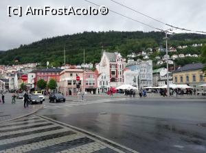 [P30] Bergen - piaţa din centru » foto by Marius 72
 - 
<span class="allrVoted glyphicon glyphicon-heart hidden" id="av1146007"></span>
<a class="m-l-10 hidden" id="sv1146007" onclick="voting_Foto_DelVot(,1146007,14660)" role="button">șterge vot <span class="glyphicon glyphicon-remove"></span></a>
<a id="v91146007" class=" c-red"  onclick="voting_Foto_SetVot(1146007)" role="button"><span class="glyphicon glyphicon-heart-empty"></span> <b>LIKE</b> = Votează poza</a> <img class="hidden"  id="f1146007W9" src="/imagini/loader.gif" border="0" /><span class="AjErrMes hidden" id="e1146007ErM"></span>
