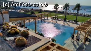 [P18] Piscina exterioara si o parte din peluza fotografiate de la terasa etajului 1. » foto by ovidiuyepi
 - 
<span class="allrVoted glyphicon glyphicon-heart hidden" id="av1213130"></span>
<a class="m-l-10 hidden" id="sv1213130" onclick="voting_Foto_DelVot(,1213130,14687)" role="button">șterge vot <span class="glyphicon glyphicon-remove"></span></a>
<a id="v91213130" class=" c-red"  onclick="voting_Foto_SetVot(1213130)" role="button"><span class="glyphicon glyphicon-heart-empty"></span> <b>LIKE</b> = Votează poza</a> <img class="hidden"  id="f1213130W9" src="/imagini/loader.gif" border="0" /><span class="AjErrMes hidden" id="e1213130ErM"></span>