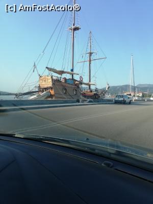 [P04] Corabia piratilor te intimpina la intrarea in Lefkas(Lefkada town) » foto by onlyoctavian
 - 
<span class="allrVoted glyphicon glyphicon-heart hidden" id="av1185796"></span>
<a class="m-l-10 hidden" id="sv1185796" onclick="voting_Foto_DelVot(,1185796,14691)" role="button">șterge vot <span class="glyphicon glyphicon-remove"></span></a>
<a id="v91185796" class=" c-red"  onclick="voting_Foto_SetVot(1185796)" role="button"><span class="glyphicon glyphicon-heart-empty"></span> <b>LIKE</b> = Votează poza</a> <img class="hidden"  id="f1185796W9" src="/imagini/loader.gif" border="0" /><span class="AjErrMes hidden" id="e1185796ErM"></span>