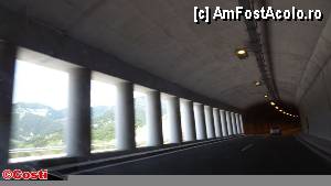 [P20] O zonă cu o construcţie mai deosebită pe A2.  » foto by Costi
 - 
<span class="allrVoted glyphicon glyphicon-heart hidden" id="av435973"></span>
<a class="m-l-10 hidden" id="sv435973" onclick="voting_Foto_DelVot(,435973,14691)" role="button">șterge vot <span class="glyphicon glyphicon-remove"></span></a>
<a id="v9435973" class=" c-red"  onclick="voting_Foto_SetVot(435973)" role="button"><span class="glyphicon glyphicon-heart-empty"></span> <b>LIKE</b> = Votează poza</a> <img class="hidden"  id="f435973W9" src="/imagini/loader.gif" border="0" /><span class="AjErrMes hidden" id="e435973ErM"></span>