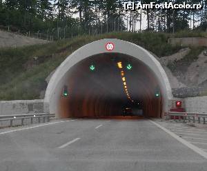 [P03] Tunel 2 » foto by DanSta
 - 
<span class="allrVoted glyphicon glyphicon-heart hidden" id="av638308"></span>
<a class="m-l-10 hidden" id="sv638308" onclick="voting_Foto_DelVot(,638308,14691)" role="button">șterge vot <span class="glyphicon glyphicon-remove"></span></a>
<a id="v9638308" class=" c-red"  onclick="voting_Foto_SetVot(638308)" role="button"><span class="glyphicon glyphicon-heart-empty"></span> <b>LIKE</b> = Votează poza</a> <img class="hidden"  id="f638308W9" src="/imagini/loader.gif" border="0" /><span class="AjErrMes hidden" id="e638308ErM"></span>