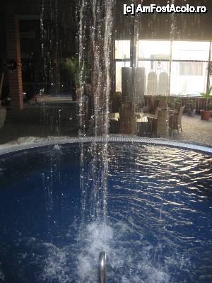 [P12] Bolboroseala jeturilor subacvale de jacuzzi inceteaza, de-acum incepe rapaiala cascadei » foto by dorgo
 - 
<span class="allrVoted glyphicon glyphicon-heart hidden" id="av443255"></span>
<a class="m-l-10 hidden" id="sv443255" onclick="voting_Foto_DelVot(,443255,14708)" role="button">șterge vot <span class="glyphicon glyphicon-remove"></span></a>
<a id="v9443255" class=" c-red"  onclick="voting_Foto_SetVot(443255)" role="button"><span class="glyphicon glyphicon-heart-empty"></span> <b>LIKE</b> = Votează poza</a> <img class="hidden"  id="f443255W9" src="/imagini/loader.gif" border="0" /><span class="AjErrMes hidden" id="e443255ErM"></span>