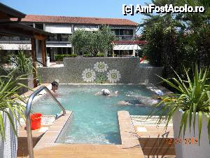 [P12] Jacuzzi-ul cu apa mai calda decat in piscina » foto by bitnic
 - 
<span class="allrVoted glyphicon glyphicon-heart hidden" id="av445015"></span>
<a class="m-l-10 hidden" id="sv445015" onclick="voting_Foto_DelVot(,445015,14756)" role="button">șterge vot <span class="glyphicon glyphicon-remove"></span></a>
<a id="v9445015" class=" c-red"  onclick="voting_Foto_SetVot(445015)" role="button"><span class="glyphicon glyphicon-heart-empty"></span> <b>LIKE</b> = Votează poza</a> <img class="hidden"  id="f445015W9" src="/imagini/loader.gif" border="0" /><span class="AjErrMes hidden" id="e445015ErM"></span>