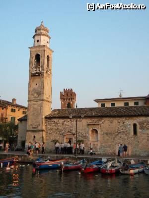 [P05] Biserica Sf. Nicolae, in care se adunau localnicii la slujba de seara » foto by bitnic
 - 
<span class="allrVoted glyphicon glyphicon-heart hidden" id="av445212"></span>
<a class="m-l-10 hidden" id="sv445212" onclick="voting_Foto_DelVot(,445212,14770)" role="button">șterge vot <span class="glyphicon glyphicon-remove"></span></a>
<a id="v9445212" class=" c-red"  onclick="voting_Foto_SetVot(445212)" role="button"><span class="glyphicon glyphicon-heart-empty"></span> <b>LIKE</b> = Votează poza</a> <img class="hidden"  id="f445212W9" src="/imagini/loader.gif" border="0" /><span class="AjErrMes hidden" id="e445212ErM"></span>