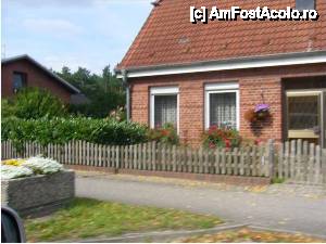 [P01] Lubeck, Germania – Prima impresie a fost că intram într-un sat » foto by iccata
 - 
<span class="allrVoted glyphicon glyphicon-heart hidden" id="av445391"></span>
<a class="m-l-10 hidden" id="sv445391" onclick="voting_Foto_DelVot(,445391,14776)" role="button">șterge vot <span class="glyphicon glyphicon-remove"></span></a>
<a id="v9445391" class=" c-red"  onclick="voting_Foto_SetVot(445391)" role="button"><span class="glyphicon glyphicon-heart-empty"></span> <b>LIKE</b> = Votează poza</a> <img class="hidden"  id="f445391W9" src="/imagini/loader.gif" border="0" /><span class="AjErrMes hidden" id="e445391ErM"></span>