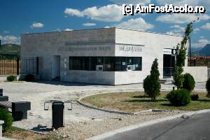 [P32] Și am ajuns la Mediana... Asta este casa de bilete.  » foto by ariciu*
 - 
<span class="allrVoted glyphicon glyphicon-heart hidden" id="av481028"></span>
<a class="m-l-10 hidden" id="sv481028" onclick="voting_Foto_DelVot(,481028,14800)" role="button">șterge vot <span class="glyphicon glyphicon-remove"></span></a>
<a id="v9481028" class=" c-red"  onclick="voting_Foto_SetVot(481028)" role="button"><span class="glyphicon glyphicon-heart-empty"></span> <b>LIKE</b> = Votează poza</a> <img class="hidden"  id="f481028W9" src="/imagini/loader.gif" border="0" /><span class="AjErrMes hidden" id="e481028ErM"></span>