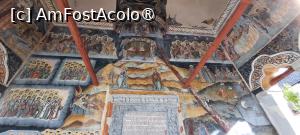 [P10] Mănăstirea Berislăvești, județul Vâlcea, Biserica, Pridvorul consolidat cu bârne, Pisania și Peretele pictat » foto by mprofeanu
 - 
<span class="allrVoted glyphicon glyphicon-heart hidden" id="av1394308"></span>
<a class="m-l-10 hidden" id="sv1394308" onclick="voting_Foto_DelVot(,1394308,14806)" role="button">șterge vot <span class="glyphicon glyphicon-remove"></span></a>
<a id="v91394308" class=" c-red"  onclick="voting_Foto_SetVot(1394308)" role="button"><span class="glyphicon glyphicon-heart-empty"></span> <b>LIKE</b> = Votează poza</a> <img class="hidden"  id="f1394308W9" src="/imagini/loader.gif" border="0" /><span class="AjErrMes hidden" id="e1394308ErM"></span>