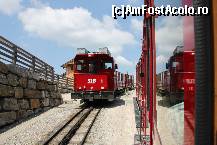[P36] la coborare, asteptam sa treaca un alt trenulet pe langa noi-St. Wolfgang, Schafbergbahn » foto by cristi_an3000
 - 
<span class="allrVoted glyphicon glyphicon-heart hidden" id="av446852"></span>
<a class="m-l-10 hidden" id="sv446852" onclick="voting_Foto_DelVot(,446852,14815)" role="button">șterge vot <span class="glyphicon glyphicon-remove"></span></a>
<a id="v9446852" class=" c-red"  onclick="voting_Foto_SetVot(446852)" role="button"><span class="glyphicon glyphicon-heart-empty"></span> <b>LIKE</b> = Votează poza</a> <img class="hidden"  id="f446852W9" src="/imagini/loader.gif" border="0" /><span class="AjErrMes hidden" id="e446852ErM"></span>