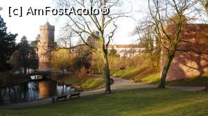 [P10] Parcul Kronenburg si Turnul prafului de pusca » foto by Radu Tudoran
 - 
<span class="allrVoted glyphicon glyphicon-heart hidden" id="av711776"></span>
<a class="m-l-10 hidden" id="sv711776" onclick="voting_Foto_DelVot(,711776,14846)" role="button">șterge vot <span class="glyphicon glyphicon-remove"></span></a>
<a id="v9711776" class=" c-red"  onclick="voting_Foto_SetVot(711776)" role="button"><span class="glyphicon glyphicon-heart-empty"></span> <b>LIKE</b> = Votează poza</a> <img class="hidden"  id="f711776W9" src="/imagini/loader.gif" border="0" /><span class="AjErrMes hidden" id="e711776ErM"></span>