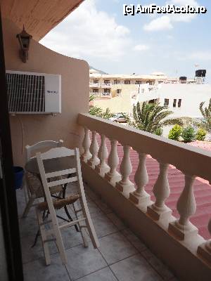[P04] Balconul » foto by Corina03
 - 
<span class="allrVoted glyphicon glyphicon-heart hidden" id="av448430"></span>
<a class="m-l-10 hidden" id="sv448430" onclick="voting_Foto_DelVot(,448430,14865)" role="button">șterge vot <span class="glyphicon glyphicon-remove"></span></a>
<a id="v9448430" class=" c-red"  onclick="voting_Foto_SetVot(448430)" role="button"><span class="glyphicon glyphicon-heart-empty"></span> <b>LIKE</b> = Votează poza</a> <img class="hidden"  id="f448430W9" src="/imagini/loader.gif" border="0" /><span class="AjErrMes hidden" id="e448430ErM"></span>