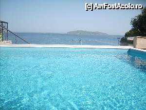 [P11] Golden King - Skiathos, piscina privata la fiecare vila » foto by Andox
 - 
<span class="allrVoted glyphicon glyphicon-heart hidden" id="av448579"></span>
<a class="m-l-10 hidden" id="sv448579" onclick="voting_Foto_DelVot(,448579,14867)" role="button">șterge vot <span class="glyphicon glyphicon-remove"></span></a>
<a id="v9448579" class=" c-red"  onclick="voting_Foto_SetVot(448579)" role="button"><span class="glyphicon glyphicon-heart-empty"></span> <b>LIKE</b> = Votează poza</a> <img class="hidden"  id="f448579W9" src="/imagini/loader.gif" border="0" /><span class="AjErrMes hidden" id="e448579ErM"></span>