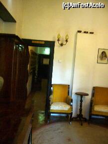 [P23] Vila Luminiş – Casa Memorială George Enescu, vedere dinspre dormitor spre hol » foto by magdalena
 - 
<span class="allrVoted glyphicon glyphicon-heart hidden" id="av277151"></span>
<a class="m-l-10 hidden" id="sv277151" onclick="voting_Foto_DelVot(,277151,14875)" role="button">șterge vot <span class="glyphicon glyphicon-remove"></span></a>
<a id="v9277151" class=" c-red"  onclick="voting_Foto_SetVot(277151)" role="button"><span class="glyphicon glyphicon-heart-empty"></span> <b>LIKE</b> = Votează poza</a> <img class="hidden"  id="f277151W9" src="/imagini/loader.gif" border="0" /><span class="AjErrMes hidden" id="e277151ErM"></span>