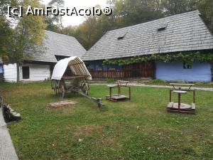 [P08] Casa si caruta.  » foto by nelu73
 - 
<span class="allrVoted glyphicon glyphicon-heart hidden" id="av1078495"></span>
<a class="m-l-10 hidden" id="sv1078495" onclick="voting_Foto_DelVot(,1078495,14876)" role="button">șterge vot <span class="glyphicon glyphicon-remove"></span></a>
<a id="v91078495" class=" c-red"  onclick="voting_Foto_SetVot(1078495)" role="button"><span class="glyphicon glyphicon-heart-empty"></span> <b>LIKE</b> = Votează poza</a> <img class="hidden"  id="f1078495W9" src="/imagini/loader.gif" border="0" /><span class="AjErrMes hidden" id="e1078495ErM"></span>