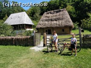 [P36] Muzeul Astra din Sibiu » foto by Dana2008
 - 
<span class="allrVoted glyphicon glyphicon-heart hidden" id="av1040128"></span>
<a class="m-l-10 hidden" id="sv1040128" onclick="voting_Foto_DelVot(,1040128,14876)" role="button">șterge vot <span class="glyphicon glyphicon-remove"></span></a>
<a id="v91040128" class=" c-red"  onclick="voting_Foto_SetVot(1040128)" role="button"><span class="glyphicon glyphicon-heart-empty"></span> <b>LIKE</b> = Votează poza</a> <img class="hidden"  id="f1040128W9" src="/imagini/loader.gif" border="0" /><span class="AjErrMes hidden" id="e1040128ErM"></span>