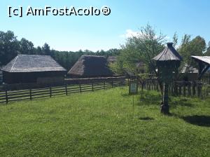 [P05] Muzeul Astra din Sibiu » foto by Dana2008
 - 
<span class="allrVoted glyphicon glyphicon-heart hidden" id="av1034898"></span>
<a class="m-l-10 hidden" id="sv1034898" onclick="voting_Foto_DelVot(,1034898,14876)" role="button">șterge vot <span class="glyphicon glyphicon-remove"></span></a>
<a id="v91034898" class=" c-red"  onclick="voting_Foto_SetVot(1034898)" role="button"><span class="glyphicon glyphicon-heart-empty"></span> <b>LIKE</b> = Votează poza</a> <img class="hidden"  id="f1034898W9" src="/imagini/loader.gif" border="0" /><span class="AjErrMes hidden" id="e1034898ErM"></span>