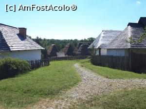 [P07] Muzeul Astra din Sibiu » foto by Dana2008
 - 
<span class="allrVoted glyphicon glyphicon-heart hidden" id="av1034900"></span>
<a class="m-l-10 hidden" id="sv1034900" onclick="voting_Foto_DelVot(,1034900,14876)" role="button">șterge vot <span class="glyphicon glyphicon-remove"></span></a>
<a id="v91034900" class=" c-red"  onclick="voting_Foto_SetVot(1034900)" role="button"><span class="glyphicon glyphicon-heart-empty"></span> <b>LIKE</b> = Votează poza</a> <img class="hidden"  id="f1034900W9" src="/imagini/loader.gif" border="0" /><span class="AjErrMes hidden" id="e1034900ErM"></span>