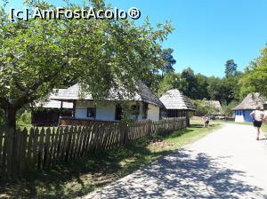 [P09] Muzeul Astra din Sibiu » foto by Dana2008
 - 
<span class="allrVoted glyphicon glyphicon-heart hidden" id="av1034902"></span>
<a class="m-l-10 hidden" id="sv1034902" onclick="voting_Foto_DelVot(,1034902,14876)" role="button">șterge vot <span class="glyphicon glyphicon-remove"></span></a>
<a id="v91034902" class=" c-red"  onclick="voting_Foto_SetVot(1034902)" role="button"><span class="glyphicon glyphicon-heart-empty"></span> <b>LIKE</b> = Votează poza</a> <img class="hidden"  id="f1034902W9" src="/imagini/loader.gif" border="0" /><span class="AjErrMes hidden" id="e1034902ErM"></span>