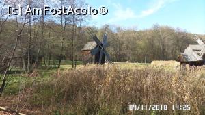 [P03] Muzeul Civilizației Populare Tradiționale „Astra”, Sibiu » foto by ungureanica
 - 
<span class="allrVoted glyphicon glyphicon-heart hidden" id="av1031257"></span>
<a class="m-l-10 hidden" id="sv1031257" onclick="voting_Foto_DelVot(,1031257,14876)" role="button">șterge vot <span class="glyphicon glyphicon-remove"></span></a>
<a id="v91031257" class=" c-red"  onclick="voting_Foto_SetVot(1031257)" role="button"><span class="glyphicon glyphicon-heart-empty"></span> <b>LIKE</b> = Votează poza</a> <img class="hidden"  id="f1031257W9" src="/imagini/loader.gif" border="0" /><span class="AjErrMes hidden" id="e1031257ErM"></span>