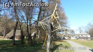 [P05] Muzeul Civilizației Populare Tradiționale „Astra”, Sibiu. Scrânciob-ul » foto by ungureanica
 - 
<span class="allrVoted glyphicon glyphicon-heart hidden" id="av1031259"></span>
<a class="m-l-10 hidden" id="sv1031259" onclick="voting_Foto_DelVot(,1031259,14876)" role="button">șterge vot <span class="glyphicon glyphicon-remove"></span></a>
<a id="v91031259" class=" c-red"  onclick="voting_Foto_SetVot(1031259)" role="button"><span class="glyphicon glyphicon-heart-empty"></span> <b>LIKE</b> = Votează poza</a> <img class="hidden"  id="f1031259W9" src="/imagini/loader.gif" border="0" /><span class="AjErrMes hidden" id="e1031259ErM"></span>