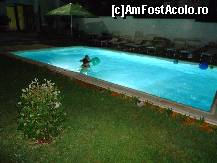[P21] Piscina noaptea » foto by c-kosty
 - 
<span class="allrVoted glyphicon glyphicon-heart hidden" id="av450398"></span>
<a class="m-l-10 hidden" id="sv450398" onclick="voting_Foto_DelVot(,450398,14923)" role="button">șterge vot <span class="glyphicon glyphicon-remove"></span></a>
<a id="v9450398" class=" c-red"  onclick="voting_Foto_SetVot(450398)" role="button"><span class="glyphicon glyphicon-heart-empty"></span> <b>LIKE</b> = Votează poza</a> <img class="hidden"  id="f450398W9" src="/imagini/loader.gif" border="0" /><span class="AjErrMes hidden" id="e450398ErM"></span>