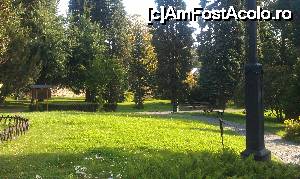 [P09] O parte a parcului unde se află Castelul Bojnice, Slovacia.  » foto by traian.leuca †
 - 
<span class="allrVoted glyphicon glyphicon-heart hidden" id="av679945"></span>
<a class="m-l-10 hidden" id="sv679945" onclick="voting_Foto_DelVot(,679945,14933)" role="button">șterge vot <span class="glyphicon glyphicon-remove"></span></a>
<a id="v9679945" class=" c-red"  onclick="voting_Foto_SetVot(679945)" role="button"><span class="glyphicon glyphicon-heart-empty"></span> <b>LIKE</b> = Votează poza</a> <img class="hidden"  id="f679945W9" src="/imagini/loader.gif" border="0" /><span class="AjErrMes hidden" id="e679945ErM"></span>