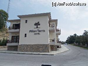 [P02] Pilion Terra Hotel 3* - Portaria » foto by iulia
 - 
<span class="allrVoted glyphicon glyphicon-heart hidden" id="av452057"></span>
<a class="m-l-10 hidden" id="sv452057" onclick="voting_Foto_DelVot(,452057,14960)" role="button">șterge vot <span class="glyphicon glyphicon-remove"></span></a>
<a id="v9452057" class=" c-red"  onclick="voting_Foto_SetVot(452057)" role="button"><span class="glyphicon glyphicon-heart-empty"></span> <b>LIKE</b> = Votează poza</a> <img class="hidden"  id="f452057W9" src="/imagini/loader.gif" border="0" /><span class="AjErrMes hidden" id="e452057ErM"></span>