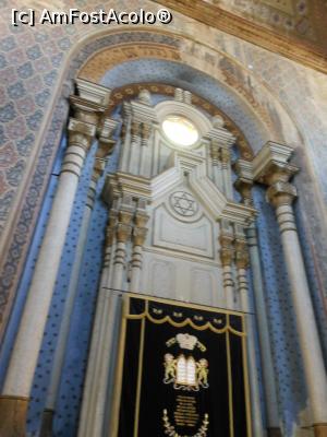 [P14] Satu Mare - Templul Mare, interior. » foto by iulianic
 - 
<span class="allrVoted glyphicon glyphicon-heart hidden" id="av1324649"></span>
<a class="m-l-10 hidden" id="sv1324649" onclick="voting_Foto_DelVot(,1324649,14964)" role="button">șterge vot <span class="glyphicon glyphicon-remove"></span></a>
<a id="v91324649" class=" c-red"  onclick="voting_Foto_SetVot(1324649)" role="button"><span class="glyphicon glyphicon-heart-empty"></span> <b>LIKE</b> = Votează poza</a> <img class="hidden"  id="f1324649W9" src="/imagini/loader.gif" border="0" /><span class="AjErrMes hidden" id="e1324649ErM"></span>