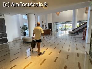 [P02] Lucy Hotel Kavala -lobby » foto by Mika
 - 
<span class="allrVoted glyphicon glyphicon-heart hidden" id="av1508999"></span>
<a class="m-l-10 hidden" id="sv1508999" onclick="voting_Foto_DelVot(,1508999,14979)" role="button">șterge vot <span class="glyphicon glyphicon-remove"></span></a>
<a id="v91508999" class=" c-red"  onclick="voting_Foto_SetVot(1508999)" role="button"><span class="glyphicon glyphicon-heart-empty"></span> <b>LIKE</b> = Votează poza</a> <img class="hidden"  id="f1508999W9" src="/imagini/loader.gif" border="0" /><span class="AjErrMes hidden" id="e1508999ErM"></span>