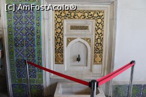 [P14] Aceasta era pusa linga locul de intalnire al Sultanilor cu alte oficialitati. Se dadea drumul la apa pentru ca lumea sa nu auda ce se vorbea cei doi » foto by crp1972
 - 
<span class="allrVoted glyphicon glyphicon-heart hidden" id="av1093259"></span>
<a class="m-l-10 hidden" id="sv1093259" onclick="voting_Foto_DelVot(,1093259,14995)" role="button">șterge vot <span class="glyphicon glyphicon-remove"></span></a>
<a id="v91093259" class=" c-red"  onclick="voting_Foto_SetVot(1093259)" role="button"><span class="glyphicon glyphicon-heart-empty"></span> <b>LIKE</b> = Votează poza</a> <img class="hidden"  id="f1093259W9" src="/imagini/loader.gif" border="0" /><span class="AjErrMes hidden" id="e1093259ErM"></span>