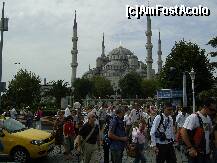 [P07] Istanbul - Moscheea Albastra. » foto by iulianic
 - 
<span class="allrVoted glyphicon glyphicon-heart hidden" id="av263774"></span>
<a class="m-l-10 hidden" id="sv263774" onclick="voting_Foto_DelVot(,263774,14995)" role="button">șterge vot <span class="glyphicon glyphicon-remove"></span></a>
<a id="v9263774" class=" c-red"  onclick="voting_Foto_SetVot(263774)" role="button"><span class="glyphicon glyphicon-heart-empty"></span> <b>LIKE</b> = Votează poza</a> <img class="hidden"  id="f263774W9" src="/imagini/loader.gif" border="0" /><span class="AjErrMes hidden" id="e263774ErM"></span>