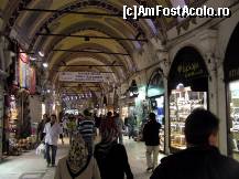 [P09] Marele bazar, una dintre strazi » foto by pepsi70ro
 - 
<span class="allrVoted glyphicon glyphicon-heart hidden" id="av160334"></span>
<a class="m-l-10 hidden" id="sv160334" onclick="voting_Foto_DelVot(,160334,14995)" role="button">șterge vot <span class="glyphicon glyphicon-remove"></span></a>
<a id="v9160334" class=" c-red"  onclick="voting_Foto_SetVot(160334)" role="button"><span class="glyphicon glyphicon-heart-empty"></span> <b>LIKE</b> = Votează poza</a> <img class="hidden"  id="f160334W9" src="/imagini/loader.gif" border="0" /><span class="AjErrMes hidden" id="e160334ErM"></span>