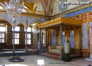 [P09] Sala audientelor la sultan - Topkapi » foto by Puiu2010
 - 
<span class="allrVoted glyphicon glyphicon-heart hidden" id="av676196"></span>
<a class="m-l-10 hidden" id="sv676196" onclick="voting_Foto_DelVot(,676196,14995)" role="button">șterge vot <span class="glyphicon glyphicon-remove"></span></a>
<a id="v9676196" class=" c-red"  onclick="voting_Foto_SetVot(676196)" role="button"><span class="glyphicon glyphicon-heart-empty"></span> <b>LIKE</b> = Votează poza</a> <img class="hidden"  id="f676196W9" src="/imagini/loader.gif" border="0" /><span class="AjErrMes hidden" id="e676196ErM"></span>
